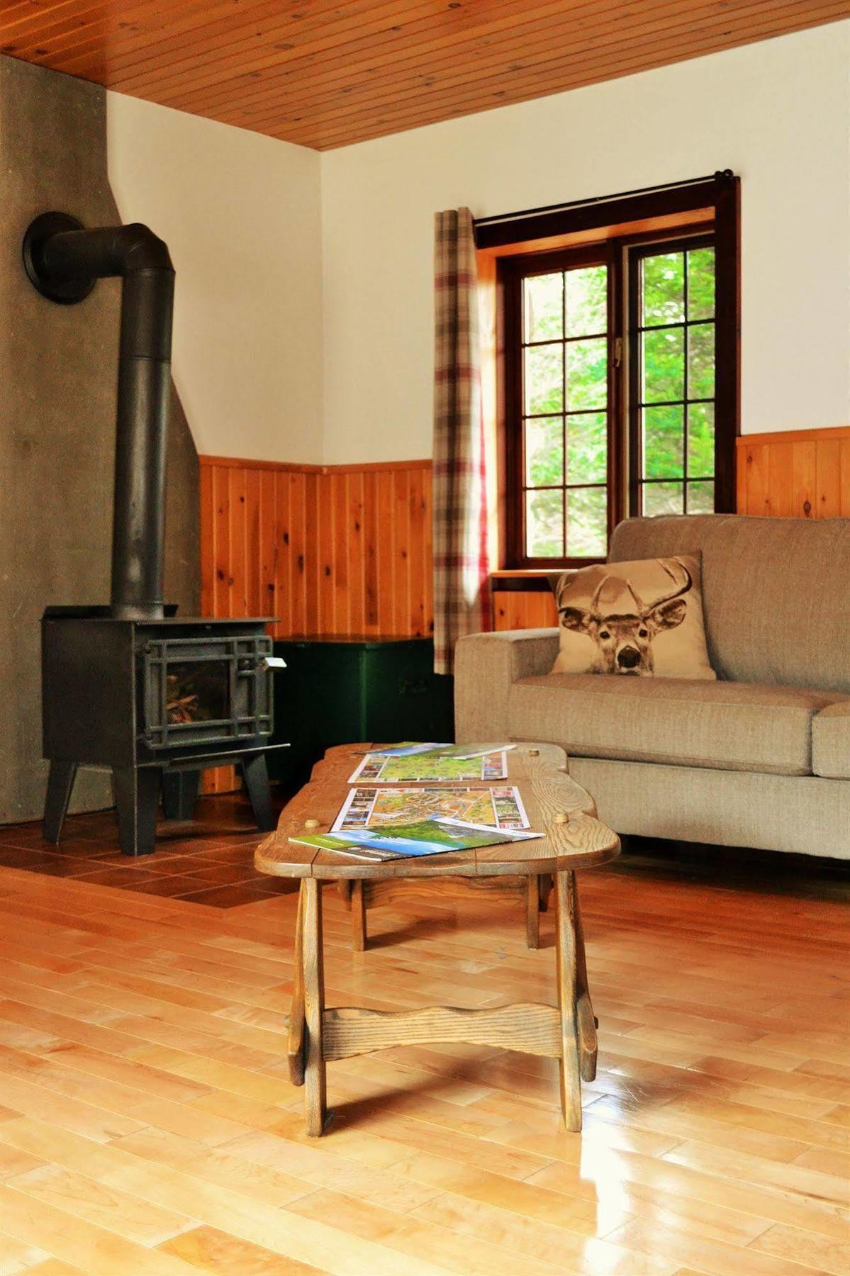 Chalet Rustique Crds Tremblant Lac Superieur Exterior photo