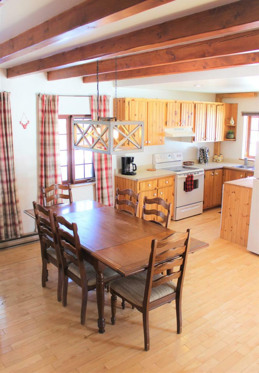 Chalet Rustique Crds Tremblant Lac Superieur Exterior photo